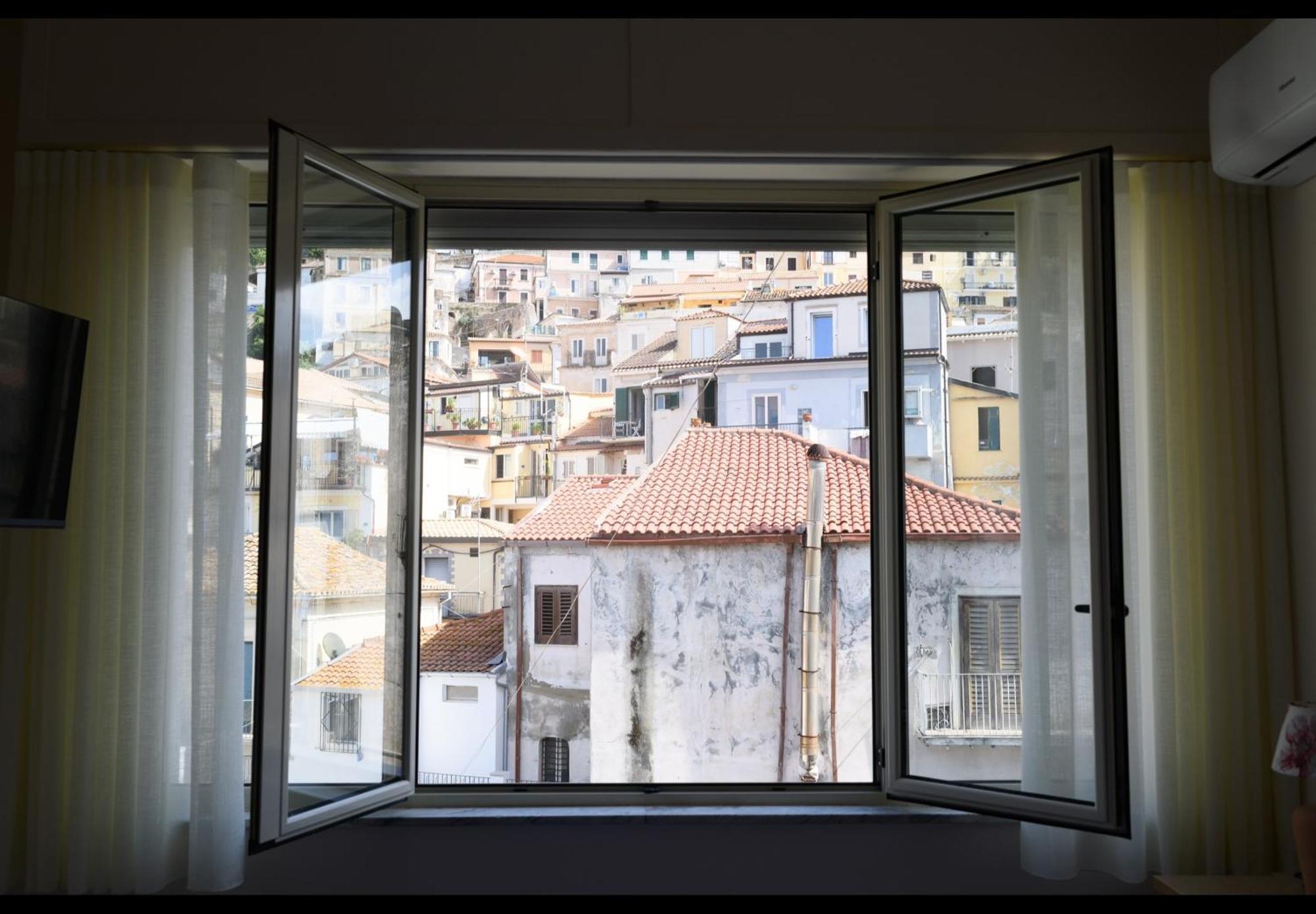 Gli Scacchi Apartments-King-Centro Storico Pizzo Exterior photo